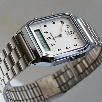 Часы Casio Vintage AQ-230A-7B белые