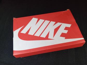 Кроссовки оригинал. Nike