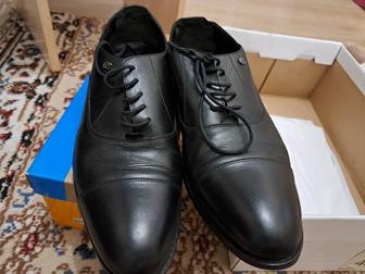 Продам туфли кожанный черный размер 40 Италия