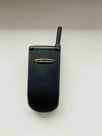 Motorola v 50