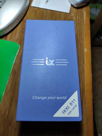 Продам смартфон IXXI S11