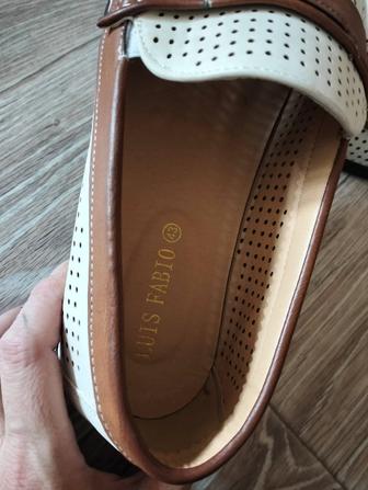 Продам новые мужские фирменные туфли 43 р.весна лето LUIS FABIO