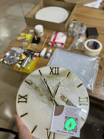 Картина часы от эпоксидная смола