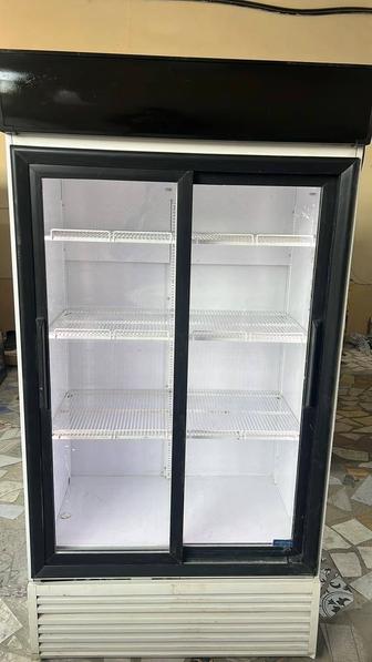 Ремонт бытовых витринных торговых холодильников в сервисе и на дому у клиен