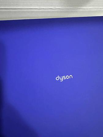 Dyson Airwrap Vinca blue u Rose
стайлер