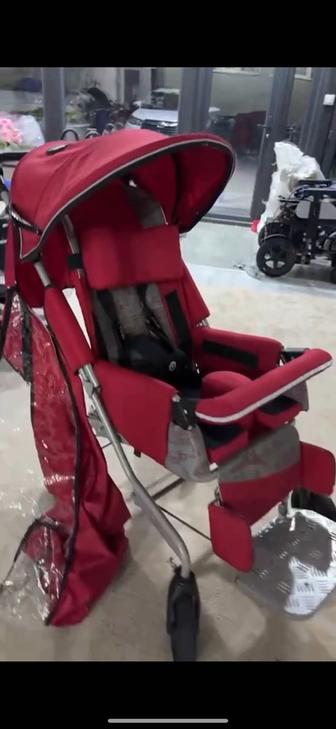 Продам коляску для детей с ограниченными возможными