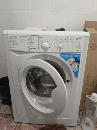 Продам стиральную машину новая