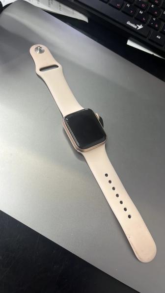 Продаются часы Apple Watch