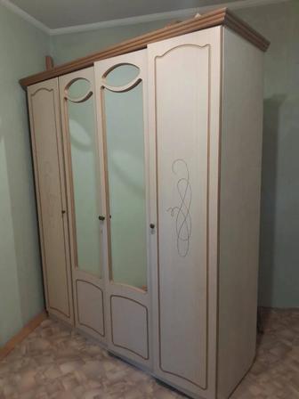 Продам гардеробный белорусский шкаф