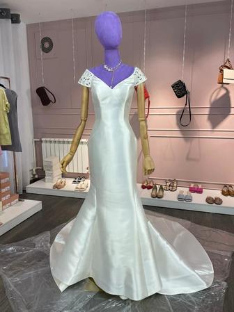 платье свадебное б/у бренд pronovias