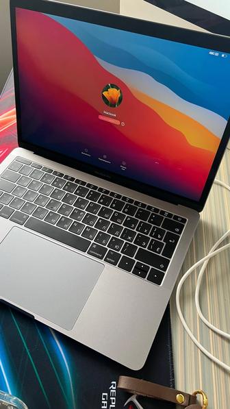 Macbook Pro A1708