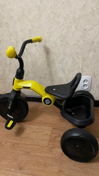 Трёхколёсный велосипед QPLAY Ant желтый