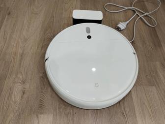 Продам робот-пылесос XIAOMI Mi Robot Vacuum-Mop STYTJ01ZHM.