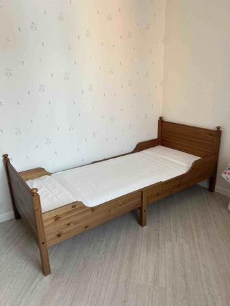 Продам кровать Ikea