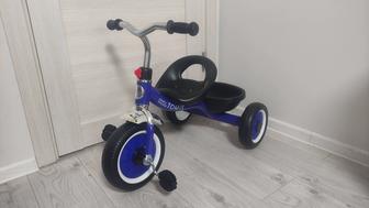 Продам детский трёхколёсный велосипед