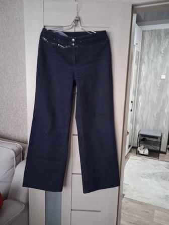 Продам женские джинсы и шорты