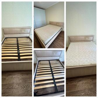 Кровать 2х спальная с матрасом