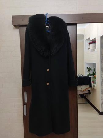 Продается пальто