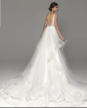 Свадебное платье новое, EVA LENDEL, размер S