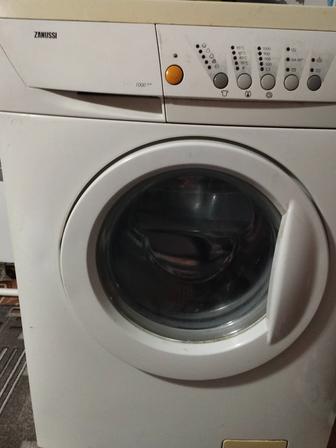 Продажа стиральной машины на запчасти Zanussi