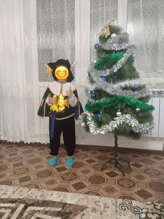 Новогодни костюм мушкетёра