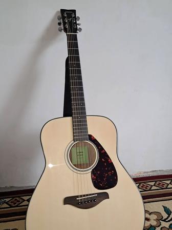 Гитара Yamaha fg800