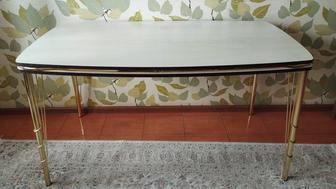 Продам кухонный стол размер 140х80
