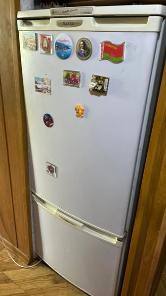 Отдам холодильник б/у рабочий