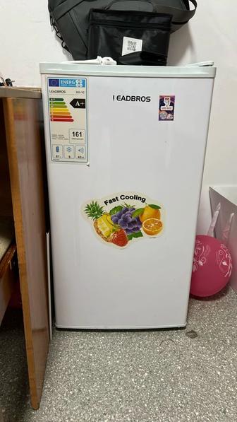 Мини Холодильник Leadbros