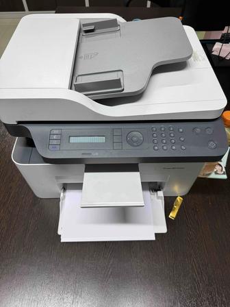 Продам принтер HP Laser MFP 137fnw
