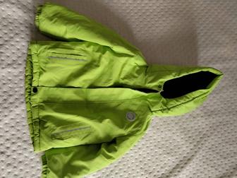 детская куртка, теплая, качественная ( РФ), на рост 110 см