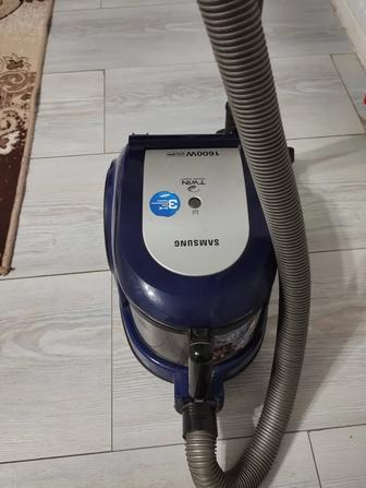 Пылесос Samsung 1600w
