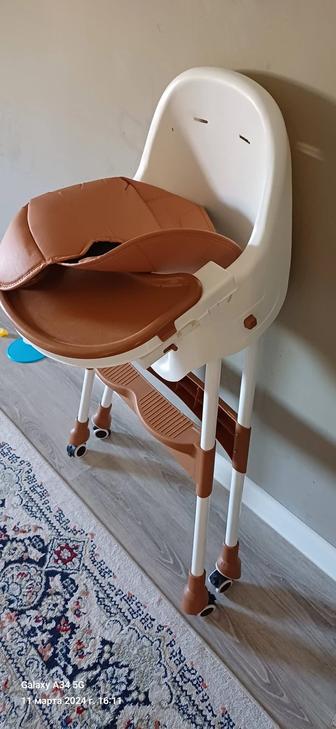 детский стульчик для кормления