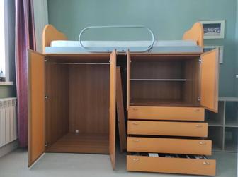 Комплект мебели - Шкафы и кровать сверху