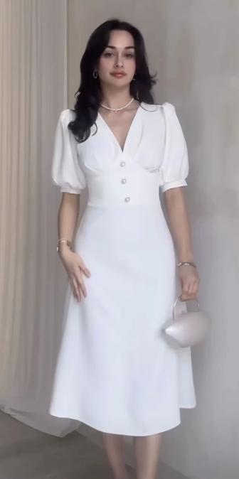 нежное белое платье