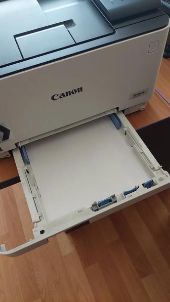 Продаю лазерный принтер Canon LBP611Cn
