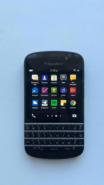 Продам Blackberry Q10