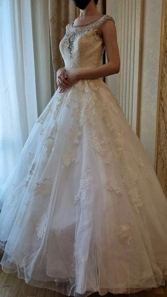 Свадебное платье Allure Bridals