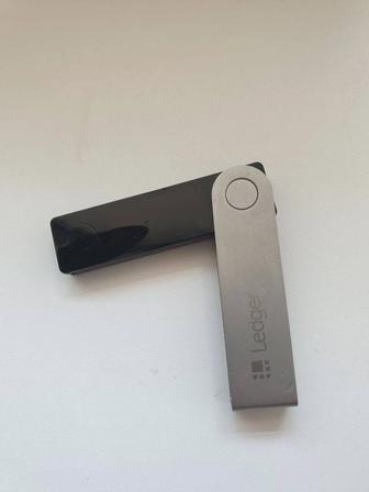 Криптокошелек Ledger Nano X