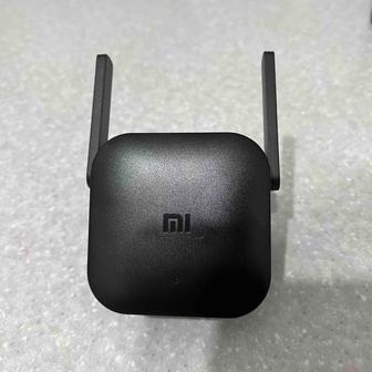 Усилитель Wi-Fi сигнала Xiaomi Mi Wi-Fi Range Extender Pro