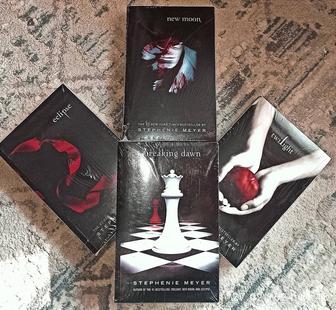Отличный подарок Twilight Сумеречная сага из 5 книг на английском языке .