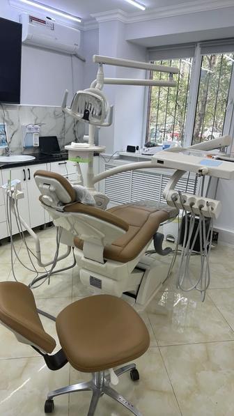 Стоматологический кресло