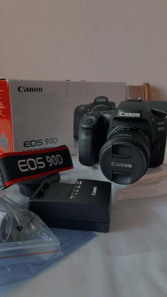 Продаю фотоаппарат Canon EOS 90D