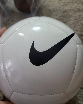 Niki футбольный мяч
