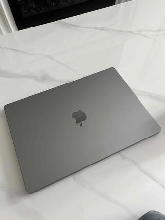 Macbook Pro 16