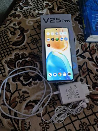 Продам телефон vivo v25 pro