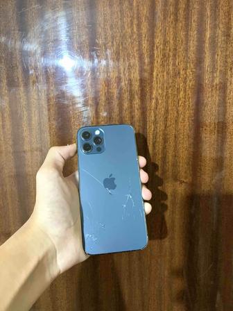 Продам срочно iPhone 12 Pro 256Gb