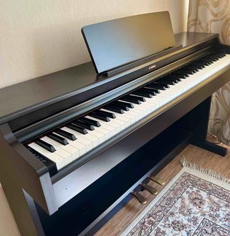 Пианино цифровое Yamaha YDP-164R