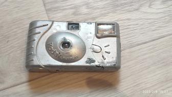 Олд скульный пленочный фотоаппарат Kodak 35мм