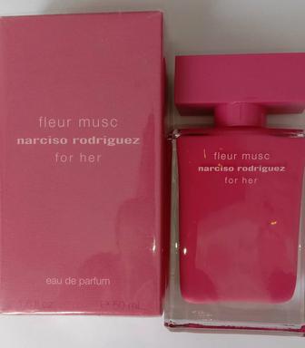 Narciso Rodriguez fleur Musk for her